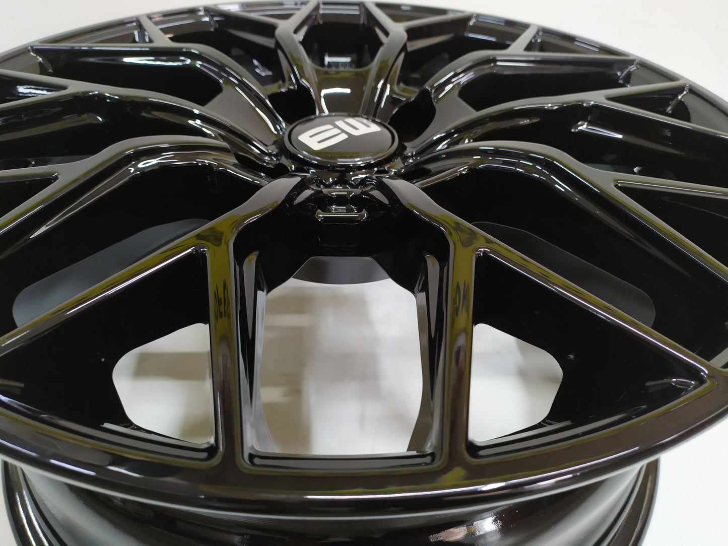 KIT4 Cerchi in Lega VIPERX EW22 da 17 Pollici per FIAT NUOVA 600 - MONDORUOTESRLS