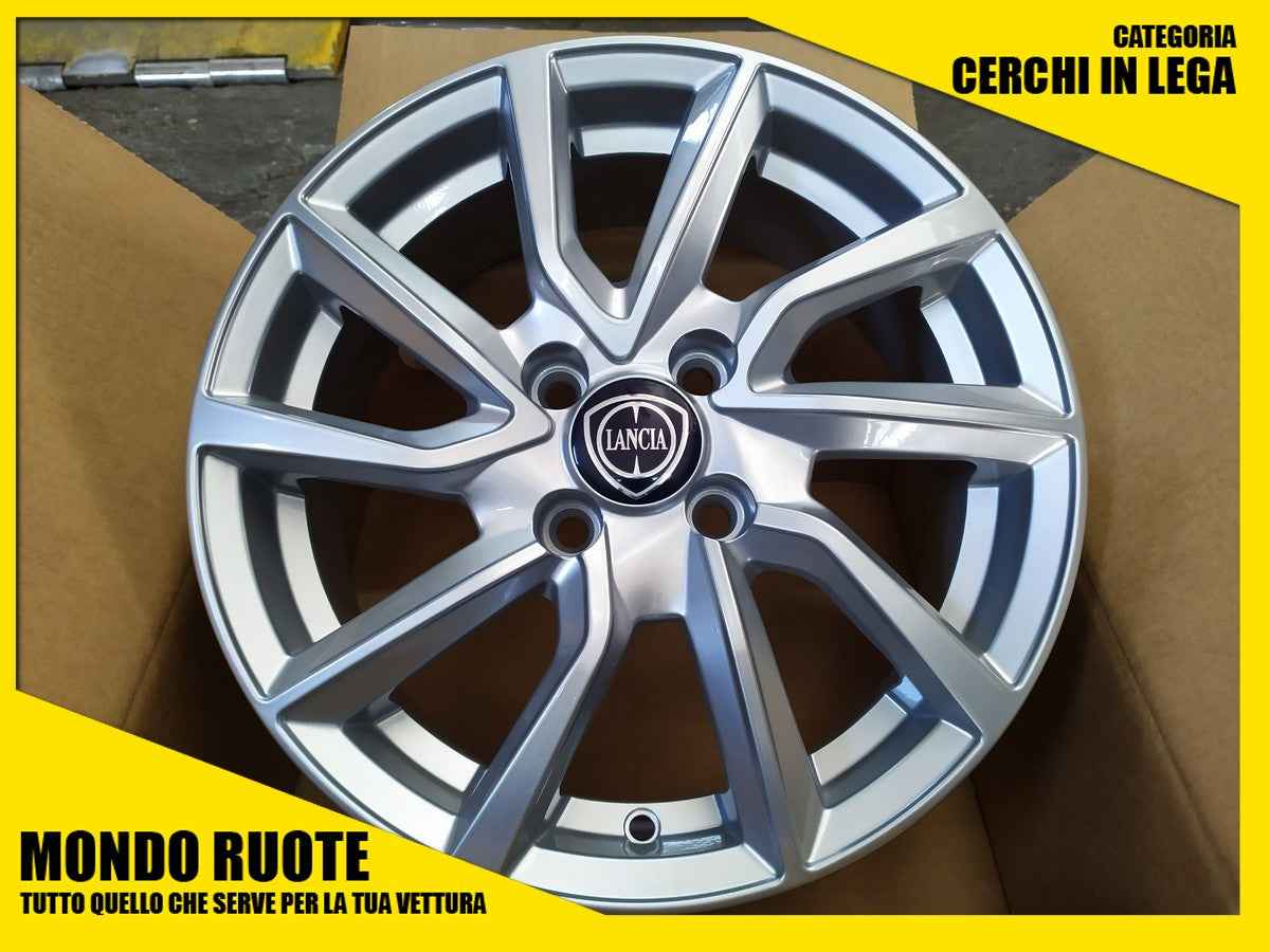SET 4 Cerchi In Lega AVUS 18 Pollici Per LEXUS IS300H NX300H