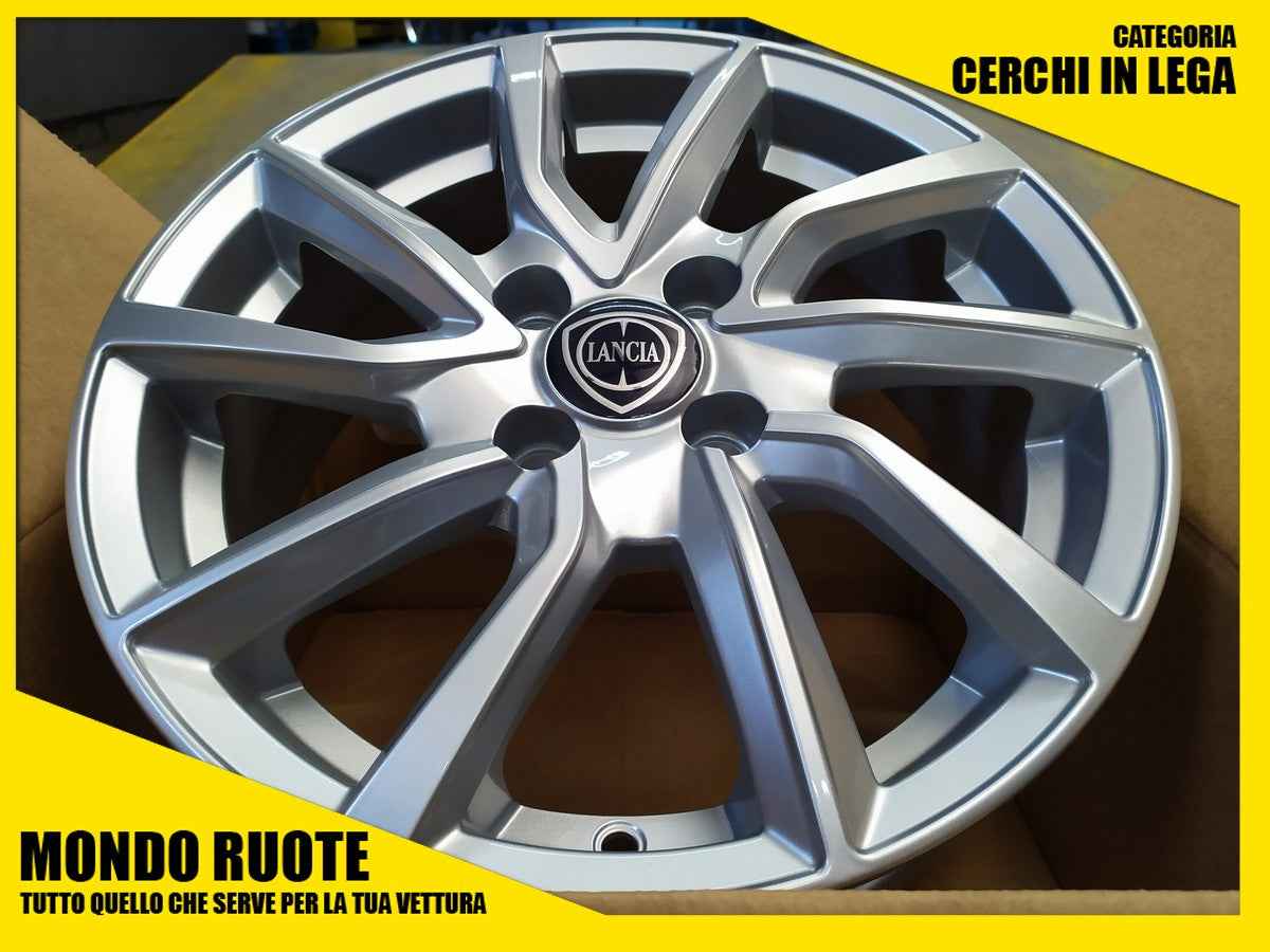 SET 4 Cerchi In Lega AVUS 18 Pollici Per LEXUS IS300H NX300H