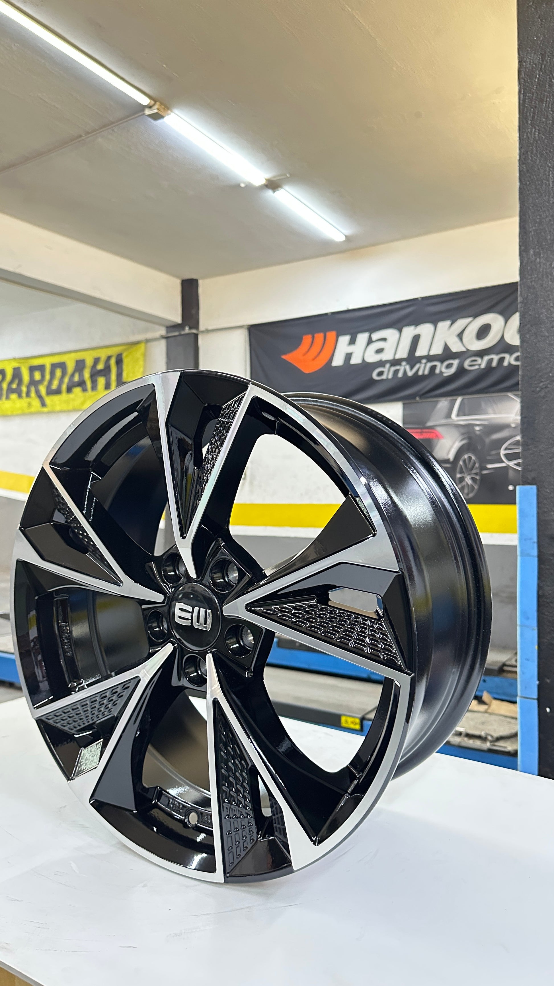 KIT4 Cerchi in Lega EW LUSTER Nuovi da 18 Pollici per CUPRA LEON (NO BREMBO) - ATEC - MONDORUOTESRLS